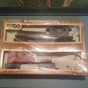 Tyco Operating Crane Car With Boom Tender